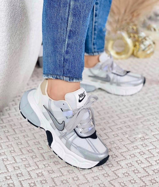 ✨💎 URBANSTRIDE 💎✨Exclusividad en Cada Paso 👟 Diseño de Alto Nivel 🏙️🔥 Elegancia Urbana sin Límites 🚀  Solo para Quienes Marcan Tendencia 🔝