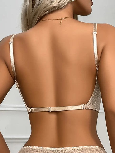 ✨ BraConfort 👗El estilo también puede ser cómodo 🌸 Diseño limpio, sin costuras molestas 🔥 Realce natural que te hace ver firme y segura 👙 Invisible bajo cualquier prenda… visible en tu confianza